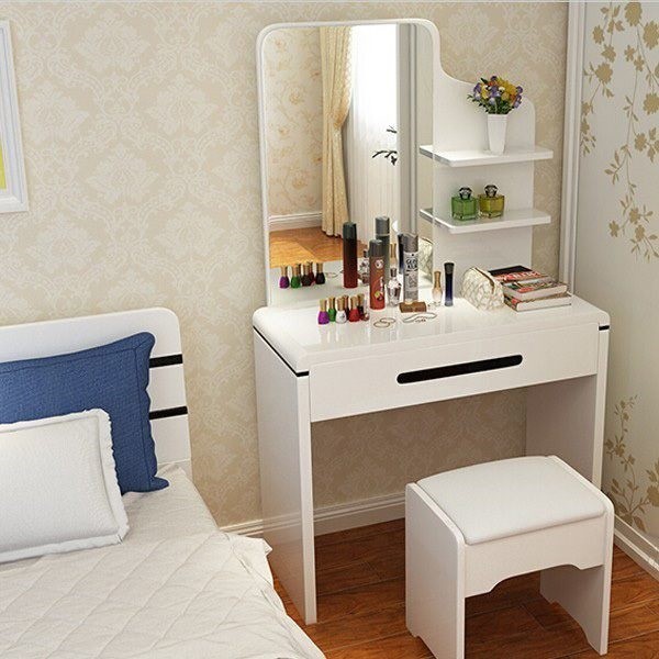 Bàn trang điểm giá rẻ Hà Nội gỗ công nghiệp phủ Melamine, thiết kế nhỏ gọn