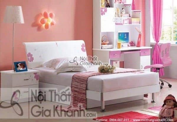 Giường ngủ Hello Kitty hồng trắng