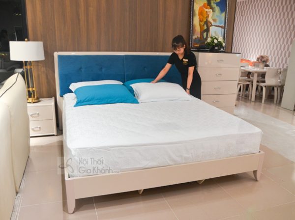 Thêm sự lựa chọn với những mẫu giường ngủ bọc nỉ và nệm đẹp