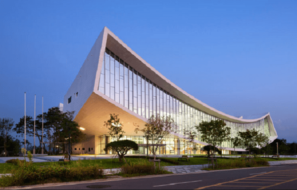 kiến trúc High - Tech có điểm chính là gì