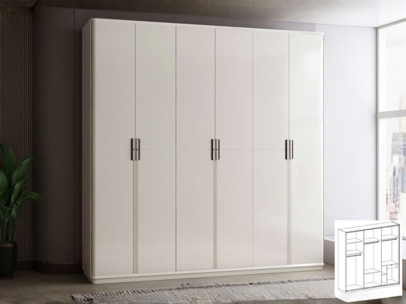 Tủ áo 6 cánh màu trắng kem, kiểu dáng hiện đại, được chụp chính diện trong một phòng ngủ có ánh sáng tự nhiên. Tủ có bề mặ…