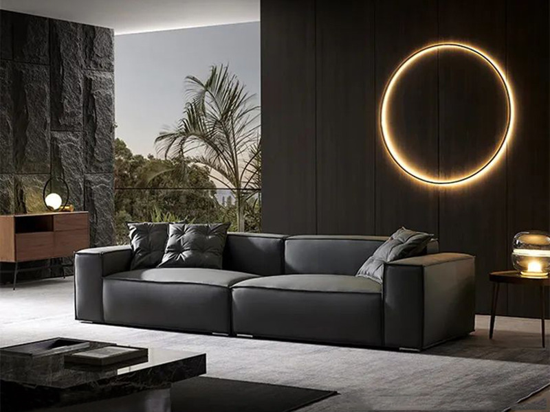 Sofa băng hiện đại SFA33-4 được chụp chính diện, hơi chếch sang phải, làm nổi bật toàn bộ chiều dài của sofa trong không g…
