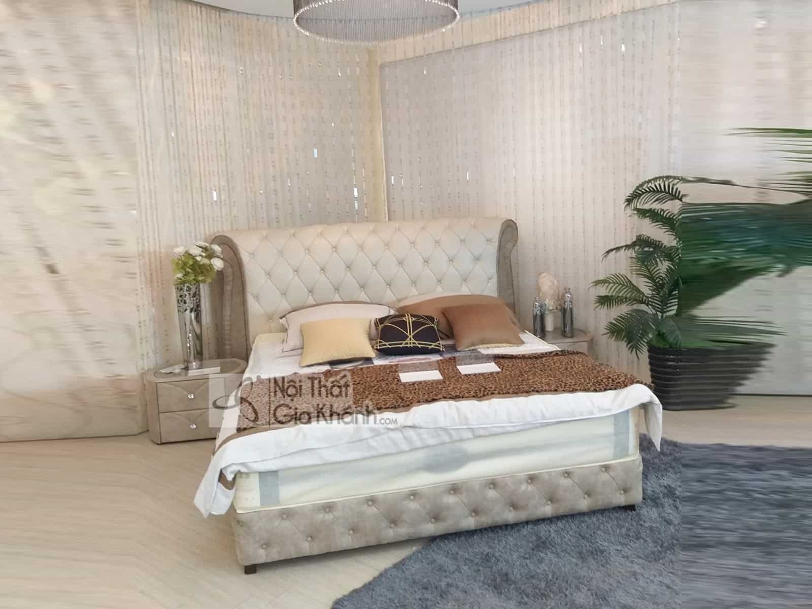 Giường tân cổ điển gỗ óc chó tự nhiên phong cách Ý G1808BG
