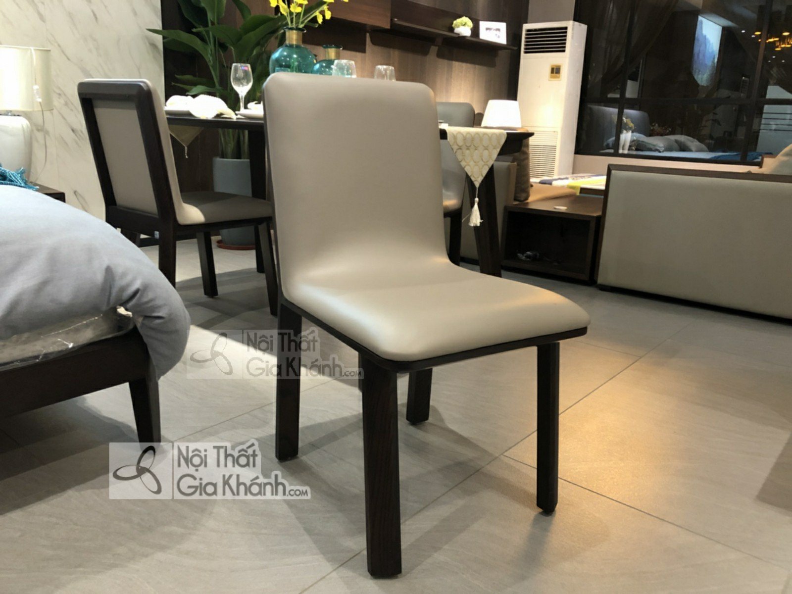 ghế bọc da nhập khẩu theo phong cách Italy