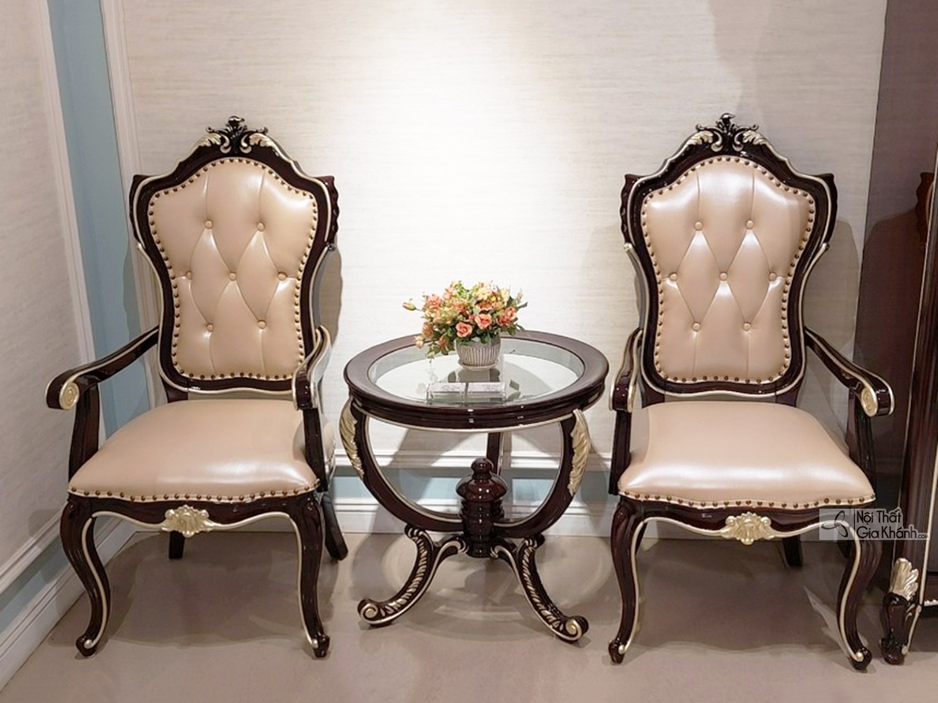 Bộ bàn ghế thư giãn tân cổ điển đồng bộ phong cách phòng ngủ