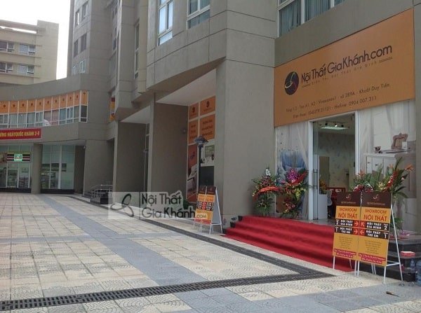 Mua giường gỗ sồi tại showroom Nội Thất Gia Khánh