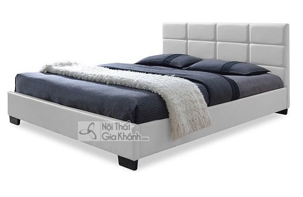 chiếc giường trắng đẹp đơn giản