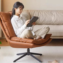Ghế thư giãn SY-036 màu nâu da bò, bọc da microfiber cao cấp, với phần nệm ngồi và tựa lưng dày dặn, êm ái. Ghế có chân tr…