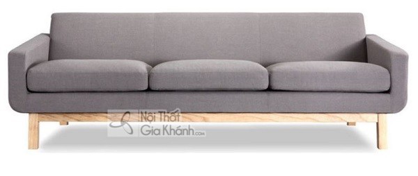Sofa xám đơn giản đi cùng bàn trà gỗ