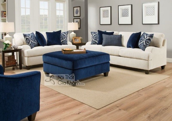 Sofa xám ghi mang lại không gian phòng khách ấm cúng