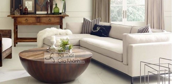 Sofa mini góc chữ L đặt trong phòng khách chung cư thoáng đãng, tối ưu diện tích