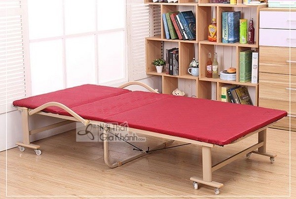 Giường xếp gọn kết hợp tủ quần áo cho căn hộ nhỏ