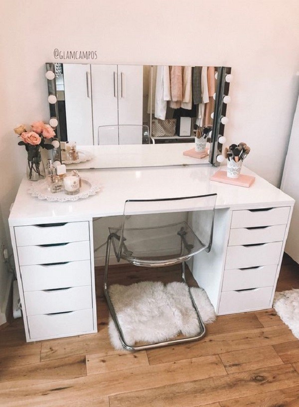 21+ mẫu bàn trang điểm chuyên nghiệp, bàn makeup studio có đèn led đẹp