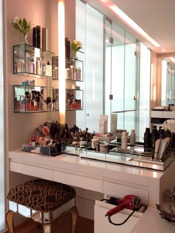 21+ mẫu bàn trang điểm chuyên nghiệp, bàn makeup studio có đèn led đẹp