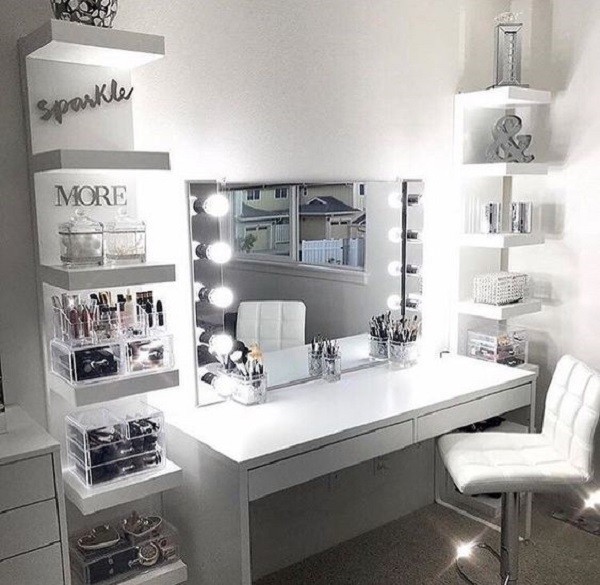 21+ mẫu bàn trang điểm chuyên nghiệp, bàn makeup studio có đèn led đẹp