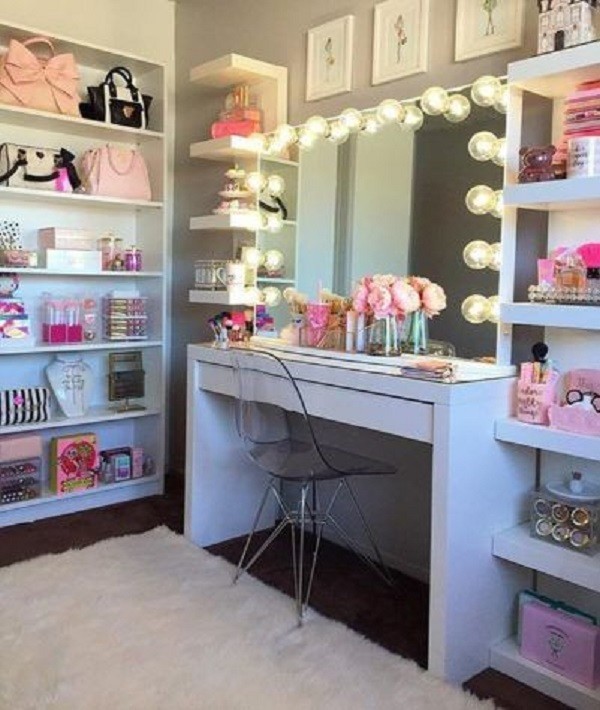 21+ mẫu bàn trang điểm chuyên nghiệp, bàn makeup studio có đèn led đẹp