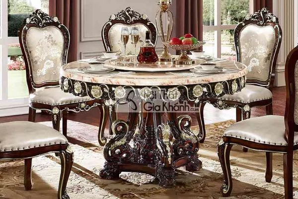 Bàn ăn chung cư gỗ tự nhiên hình tròn