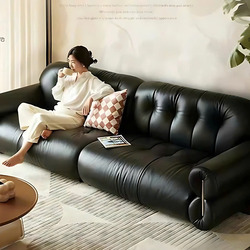 Sofa băng SF-HY03 màu đen được chụp từ góc hơi chếch phía trước, làm nổi bật toàn bộ chiều dài và thiết kế hiện đại. Sofa…