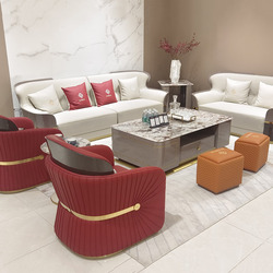 Bộ sofa luxury SFGD29-1124 được chụp từ góc hơi chéo, tập trung vào khu vực tiếp khách. Ghế băng dài và ghế băng ngắn bọc…