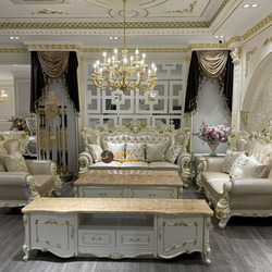 Toàn cảnh bộ sofa tân cổ điển SB923-123 đặt trong không gian phòng khách sang trọng. Bộ sản phẩm gồm một ghế băng dài, hai…