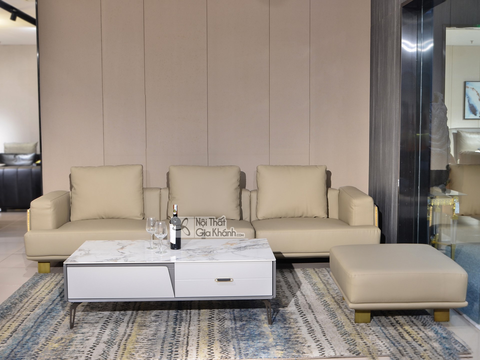 Sofa băng bọc da nappa 4 chỗ kèm đôn mã SF551
