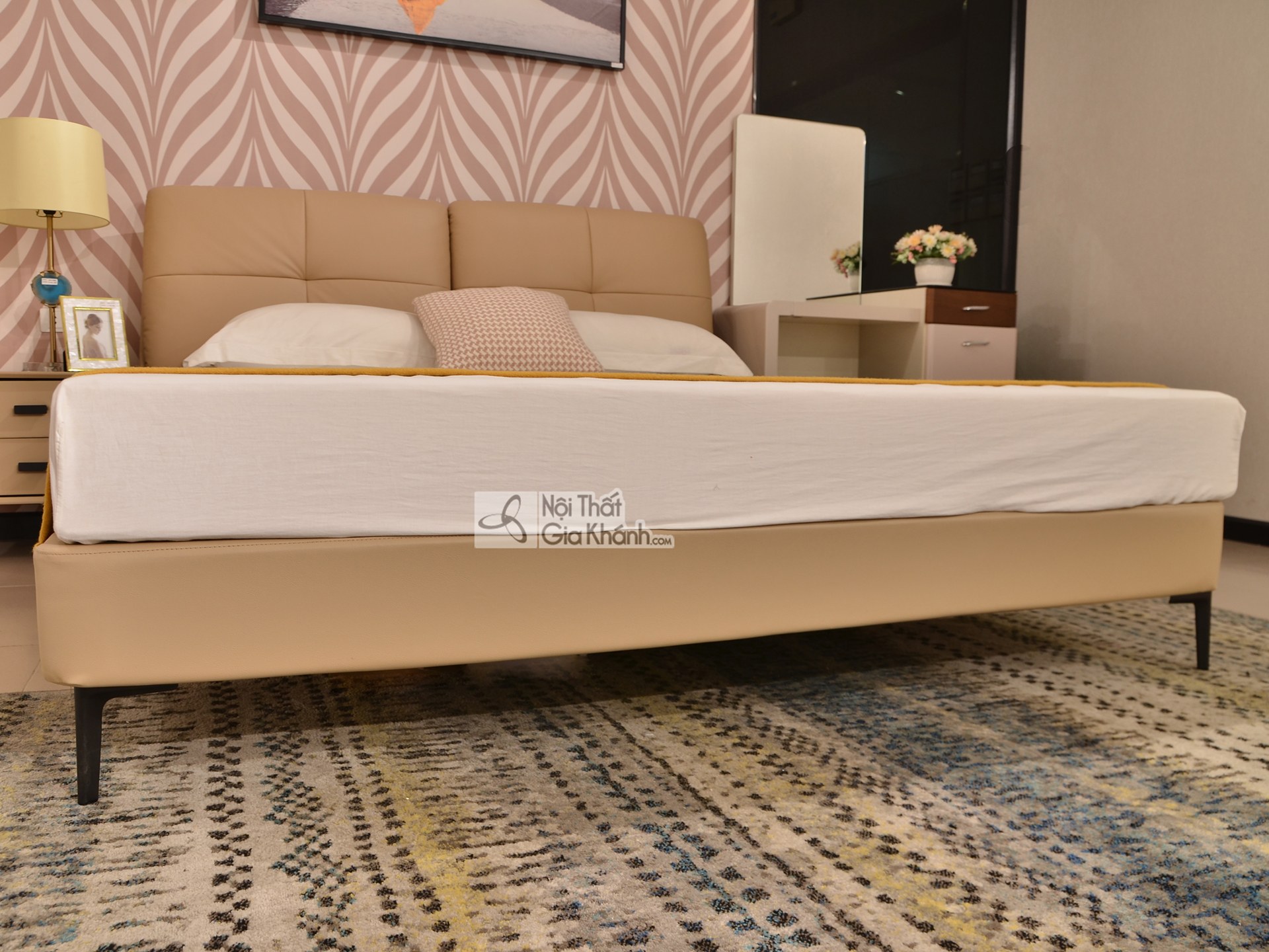 Giường bọc da cao cấp hiện đại GIC611-18