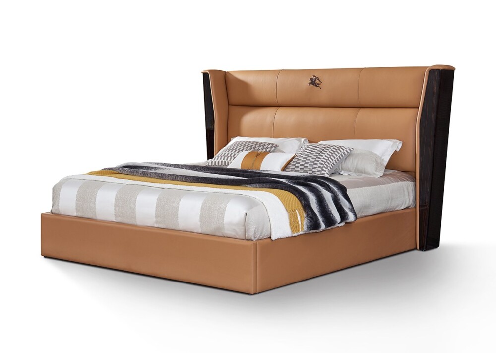 Giường ngủ 2M Sang Trọng GIGD03-20 chụp từ góc thấp, hơi chéo trên nền trắng, làm nổi bật thiết kế tổng thể. Giường có kiể…