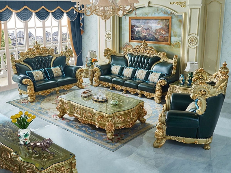 Bộ sofa tân cổ điển SB981-123 chụp toàn cảnh trong phòng khách sang trọng. Gồm ghế đơn, băng hai, băng ba bọc da xanh rêu…