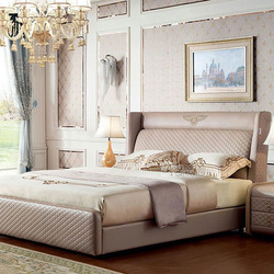 Giường ngủ bọc da hiện đại GIQF217-18 được chụp từ góc hơi chếch bên phải, nổi bật với đầu giường bo cong sang trọng và ph…