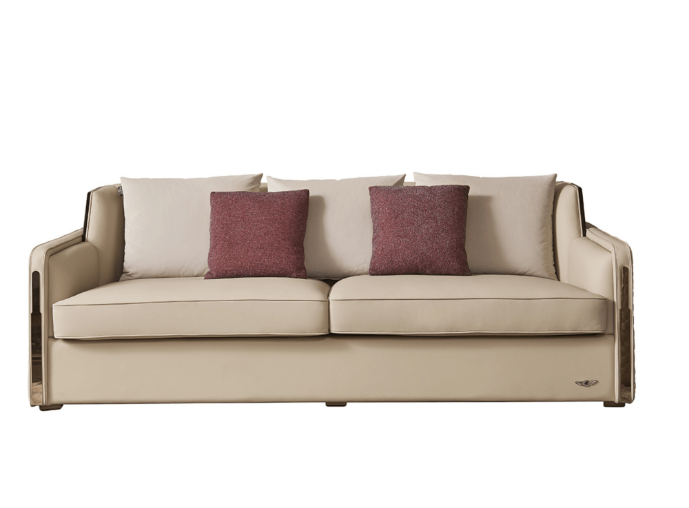 Ghế sofa băng ba SFQ670 nhìn trực diện, màu kem trang nhã, bọc da bò tự nhiên cao cấp. Thiết kế tối giản nhưng sang trọng…