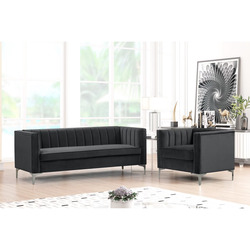 Bộ sofa băng và ghế đơn SF-552 màu xám đậm được bố trí trong phòng khách tràn ngập ánh sáng tự nhiên từ cửa sổ lớn. Thảm t…