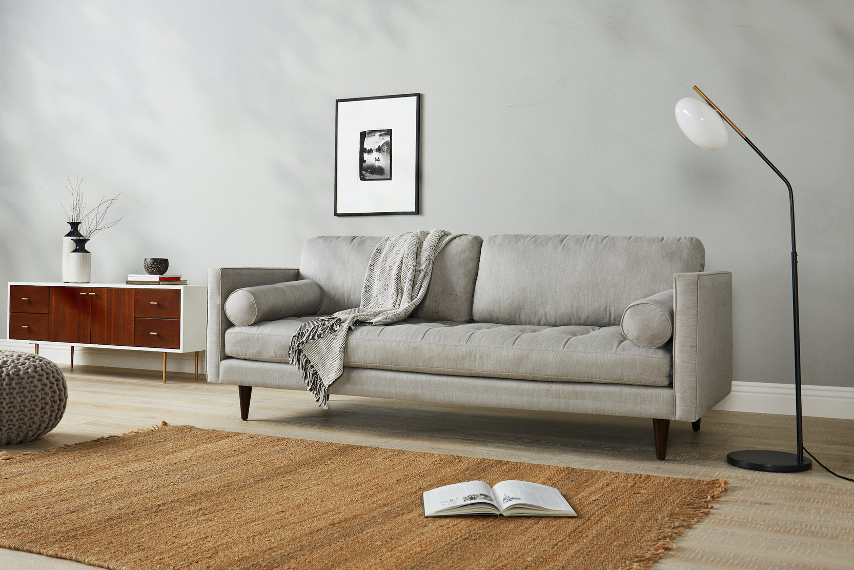 Briar Sofa Sunbrella Priemer Fog T2 226 – Nội Thất Gia Khánh