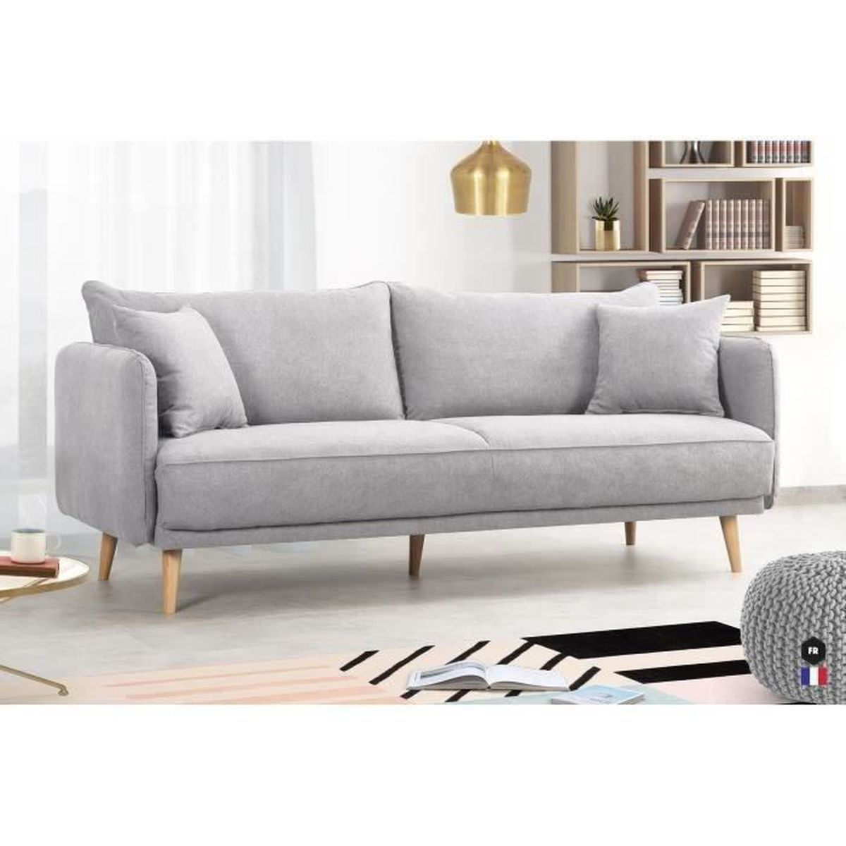 Chiếc sofa băng 3 chỗ màu xám nhạt thanh lịch, bọc vải cao cấp, mang phong cách hiện đại. Ghế có thiết kế đơn giản với tay…