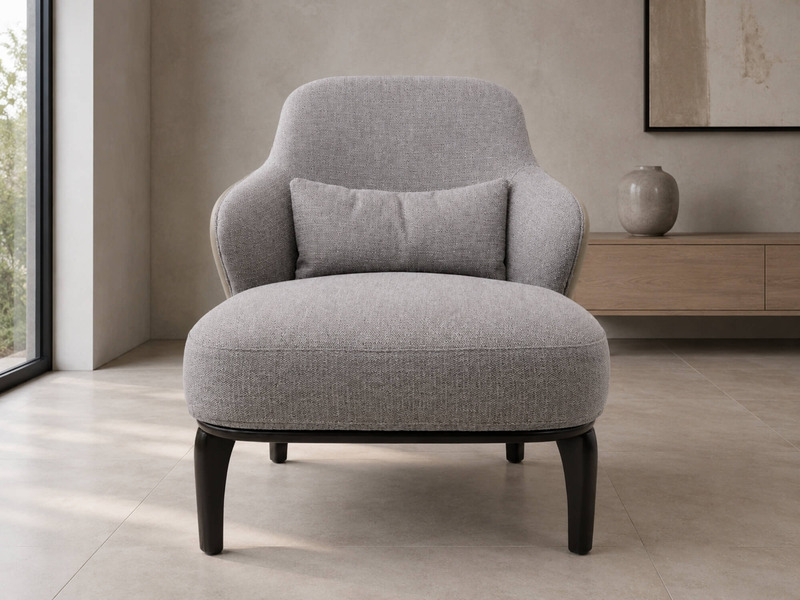 Ghế thư giãn NAGOMI Y31 được chụp chính diện từ phía trước, góc thấp hơn so với ảnh trước, làm nổi bật sự vững chãi của ch…