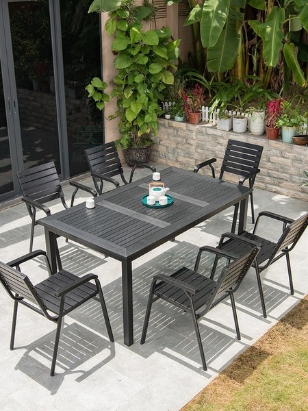bàn ghế ngoài trời 