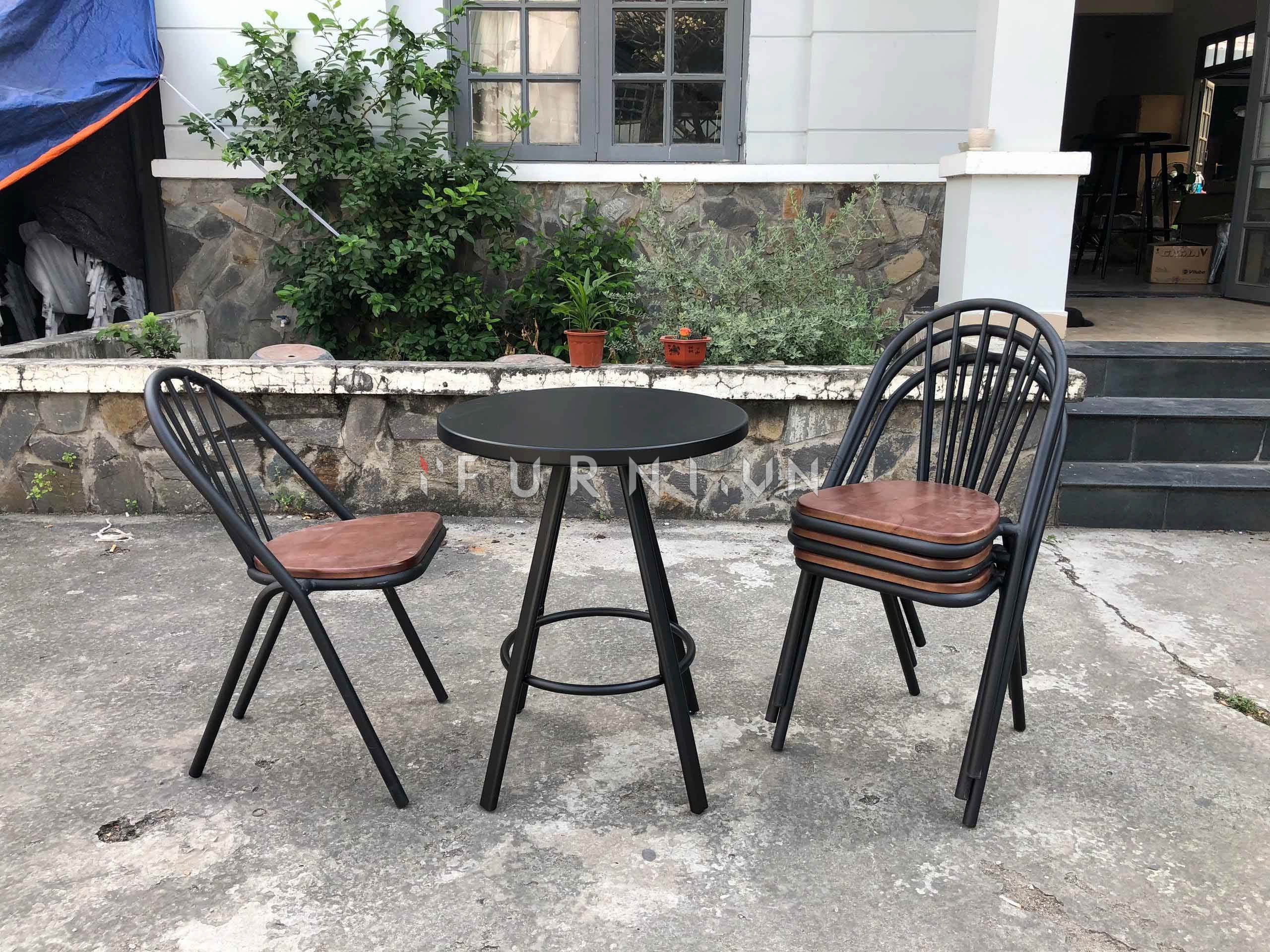 bàn ghế ngoài trời 