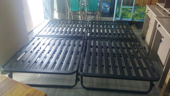 giường sắt