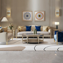 Toàn cảnh bộ sofa phong cách Mỹ SF619016-123 trong phòng khách sang trọng, gồm một sofa băng dài, một ghế đơn và một ghế b…
