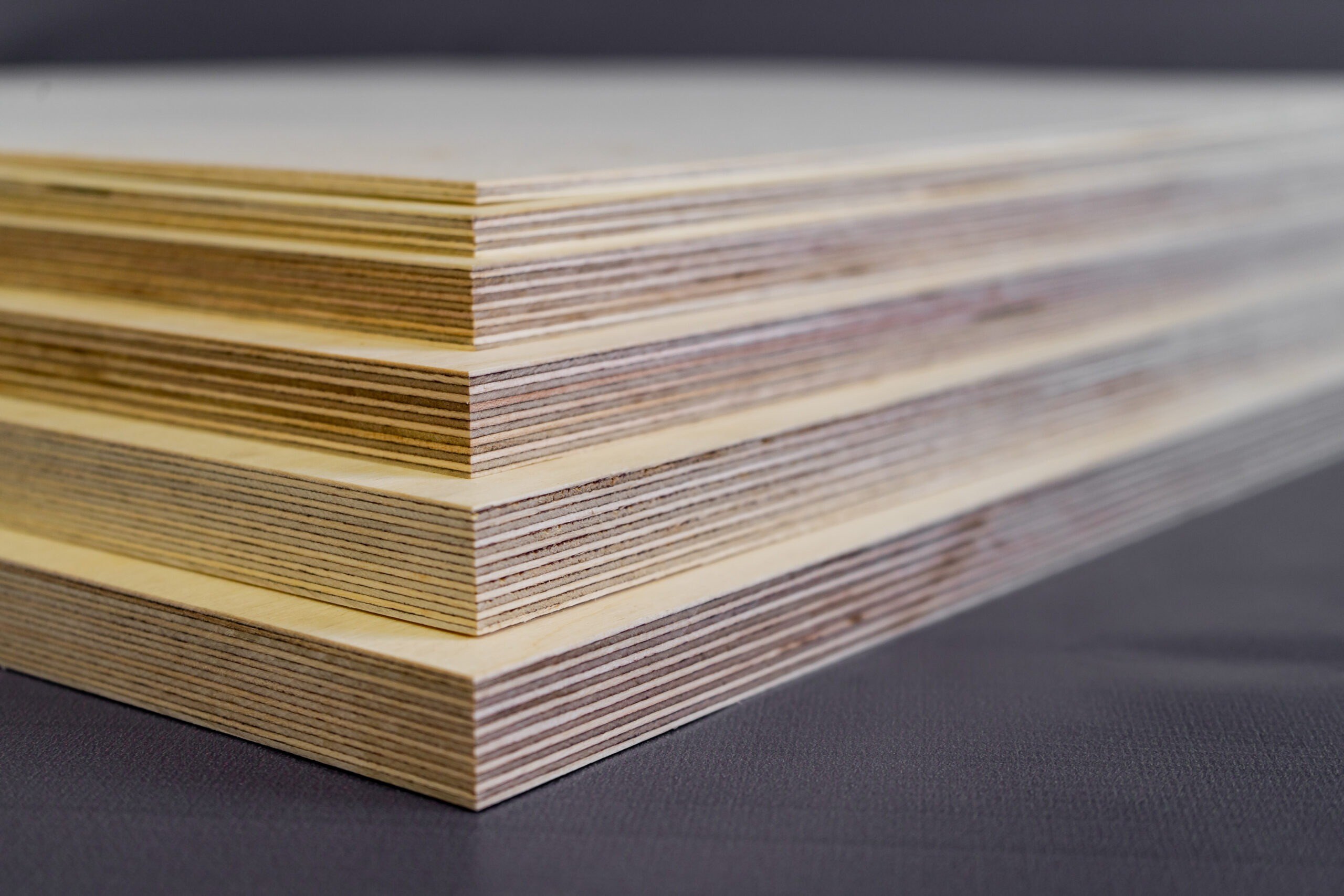 Toàn Bộ Ưu - Nhược Và Đặc Điểm Của Gỗ Plywood (Gỗ Ván Ép)
