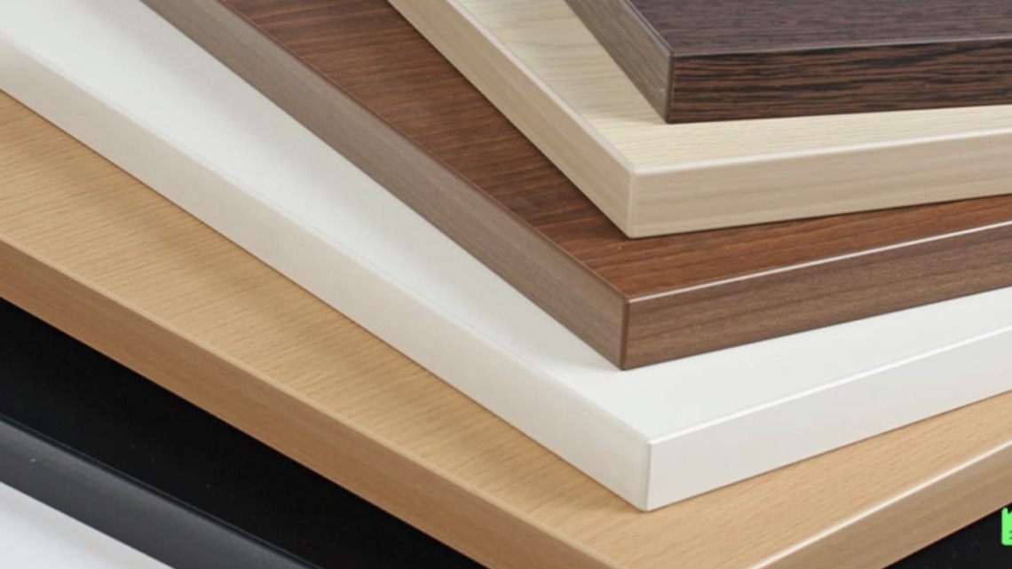 Toàn Bộ Chi Tiết Về Gỗ MDF: Có Mấy Loại? Phân Biệt Ra Sao? Giá Thế Nào?