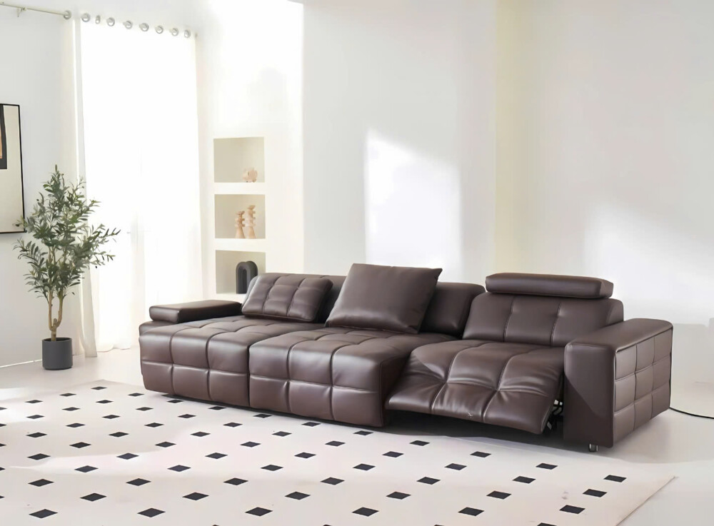 Ghế sofa chỉnh điện SF8132, góc nhìn tổng thể từ phía trước, thể hiện rõ chức năng ngả điện ở một số module, tạo tư thế th…