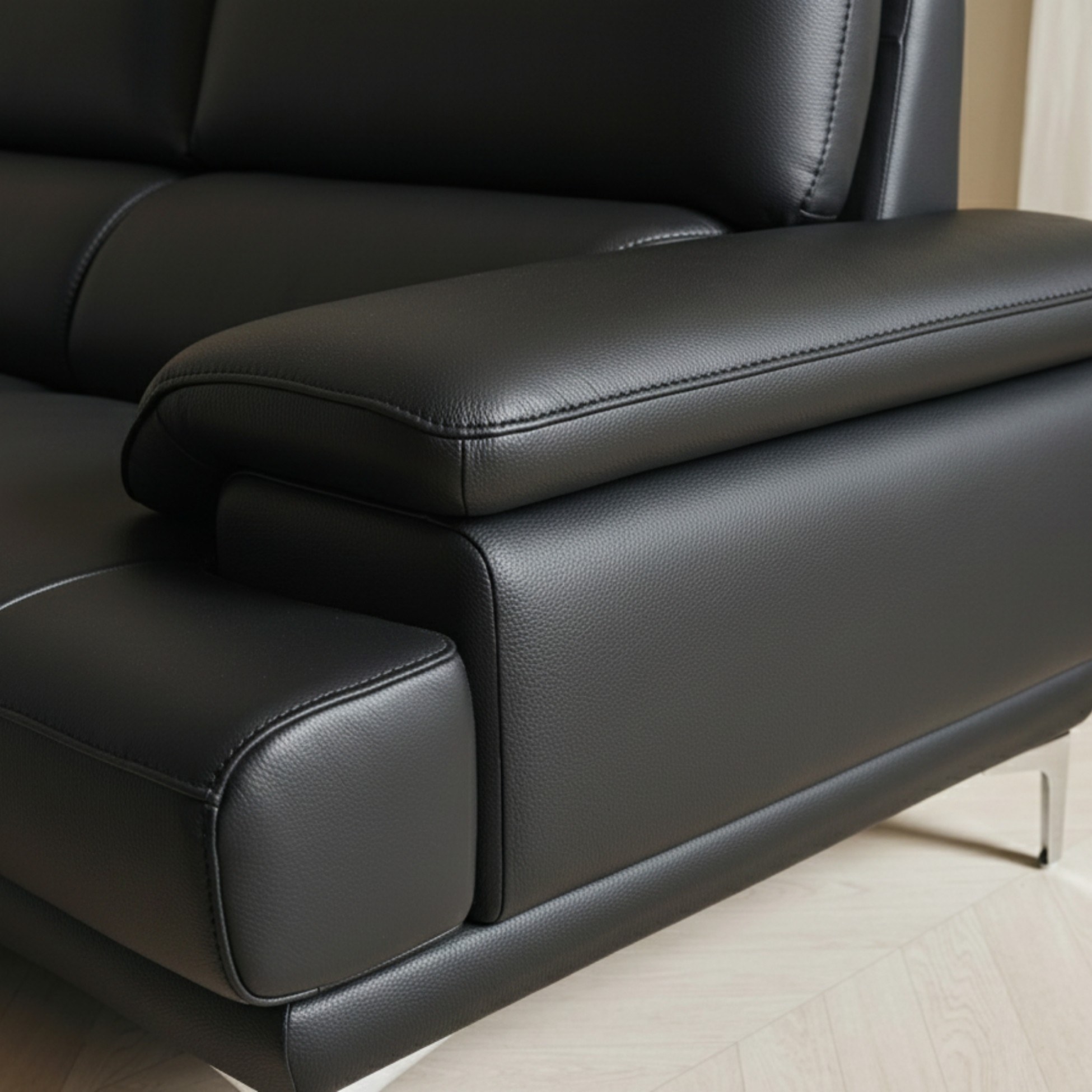 Sofa SANCTUM – Sofa Da Cao Cấp Hiện Đại Tối Ưu Sự Êm Ái