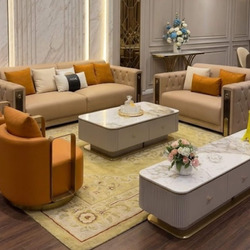 Bộ sofa Luxury Novéllo SBQ016 được đặt trong không gian phòng khách sang trọng với tông màu ấm. Sofa băng dài và băng ngắn…