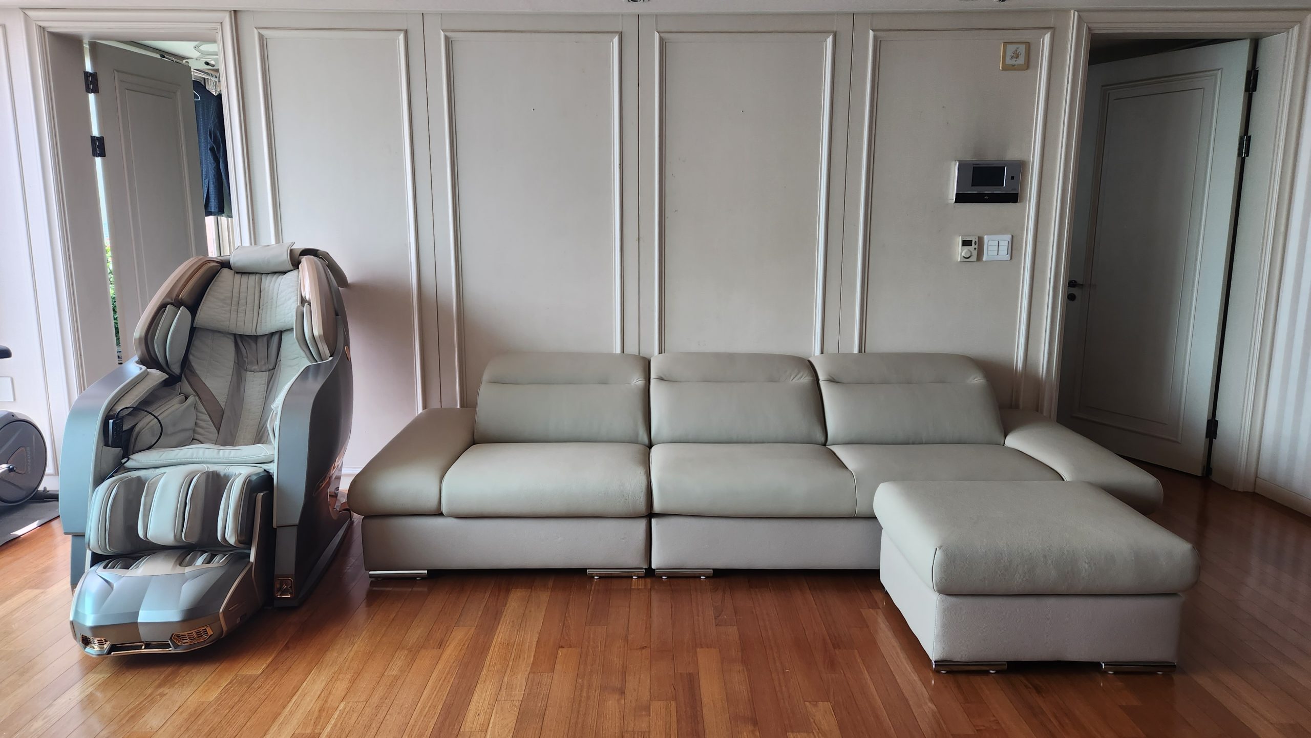 Sofa SERENE - Sofa Da Hiện Đại Đầy Đỉnh Cao Cho Sự Êm Ái