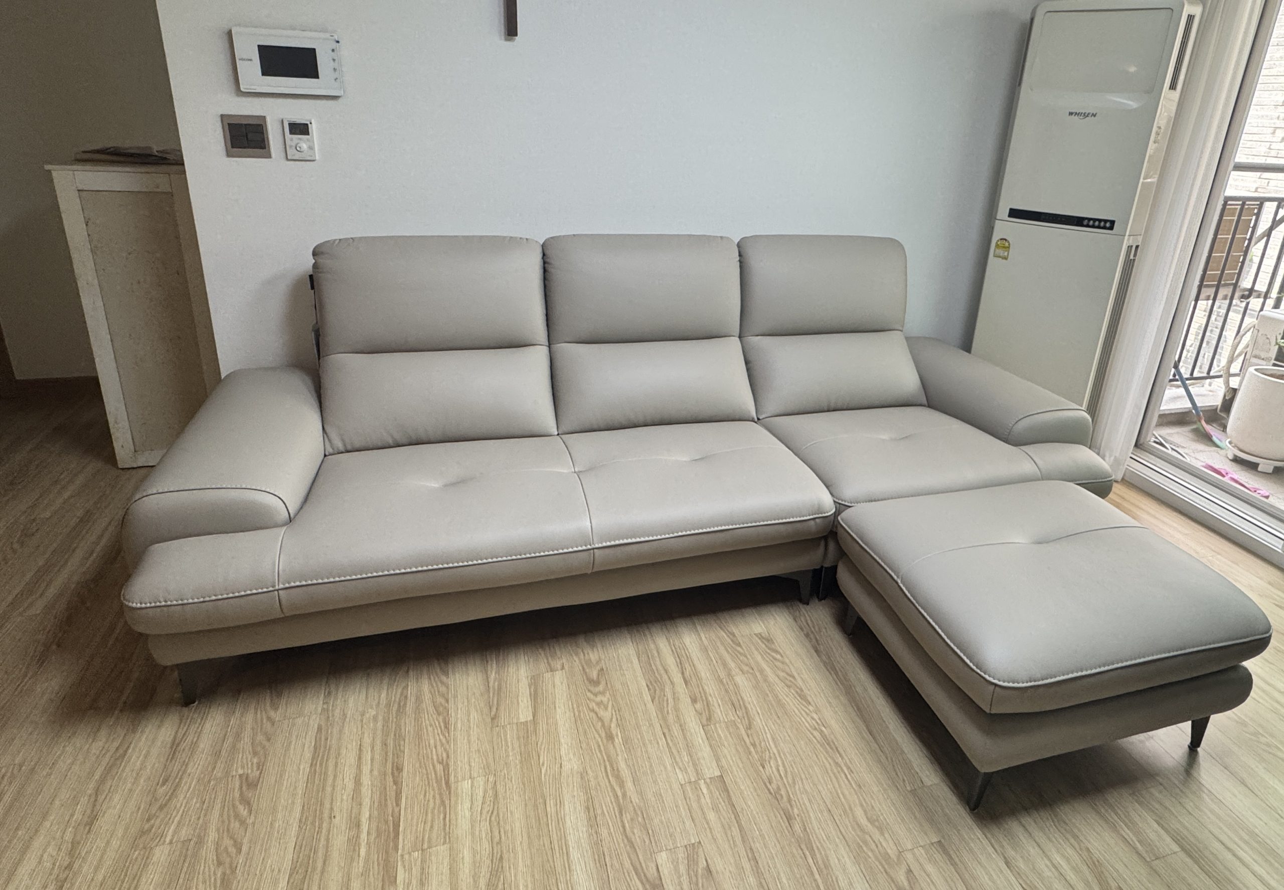 Sofa ZEPHYR – Sofa Da Cao Cấp Hiện Đại Êm Ái Tối Ưu