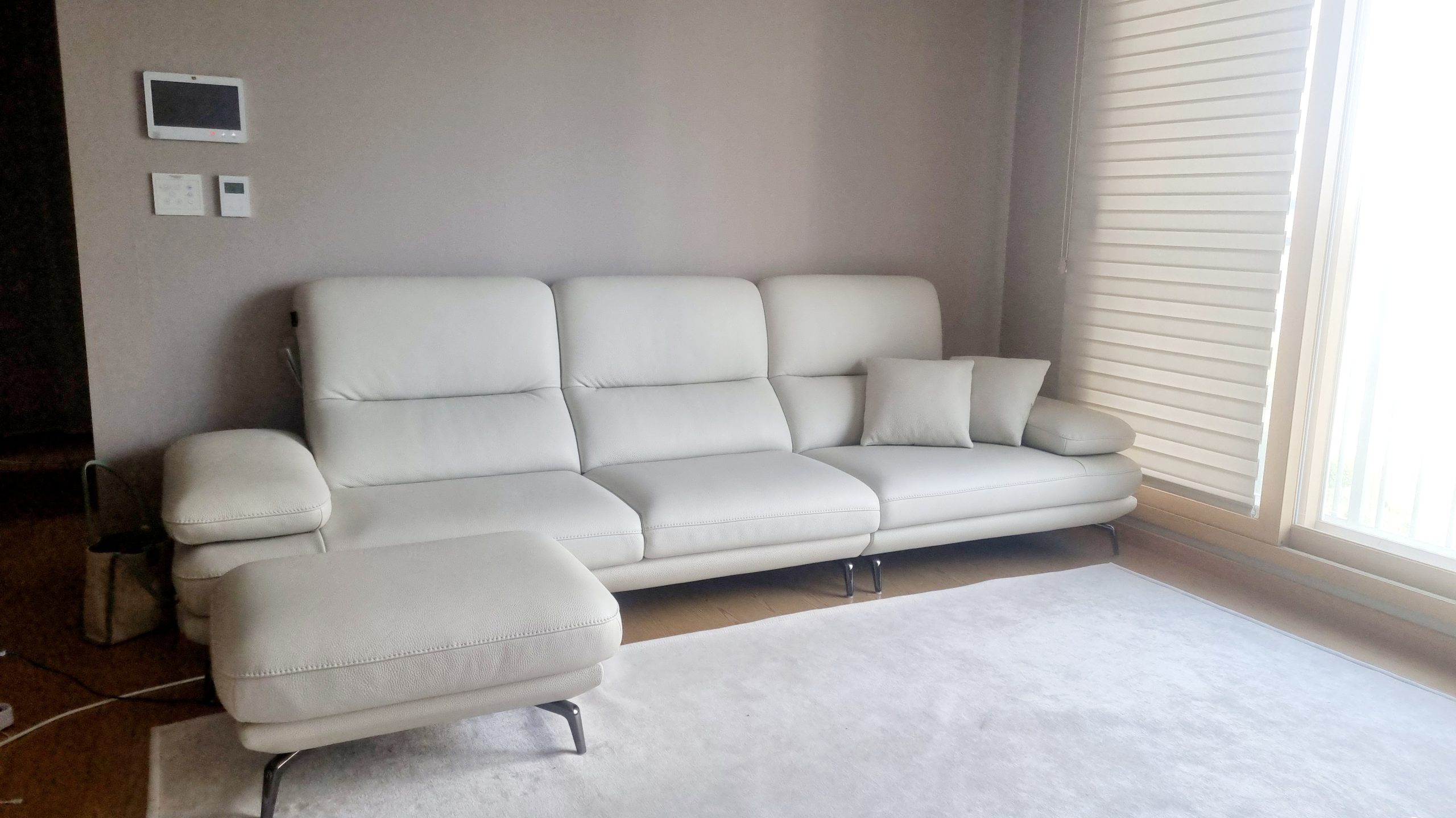 Sofa BENEDICT – Sofa Da Cao Cấp 4 Chỗ Hiện Đại Tinh Tế