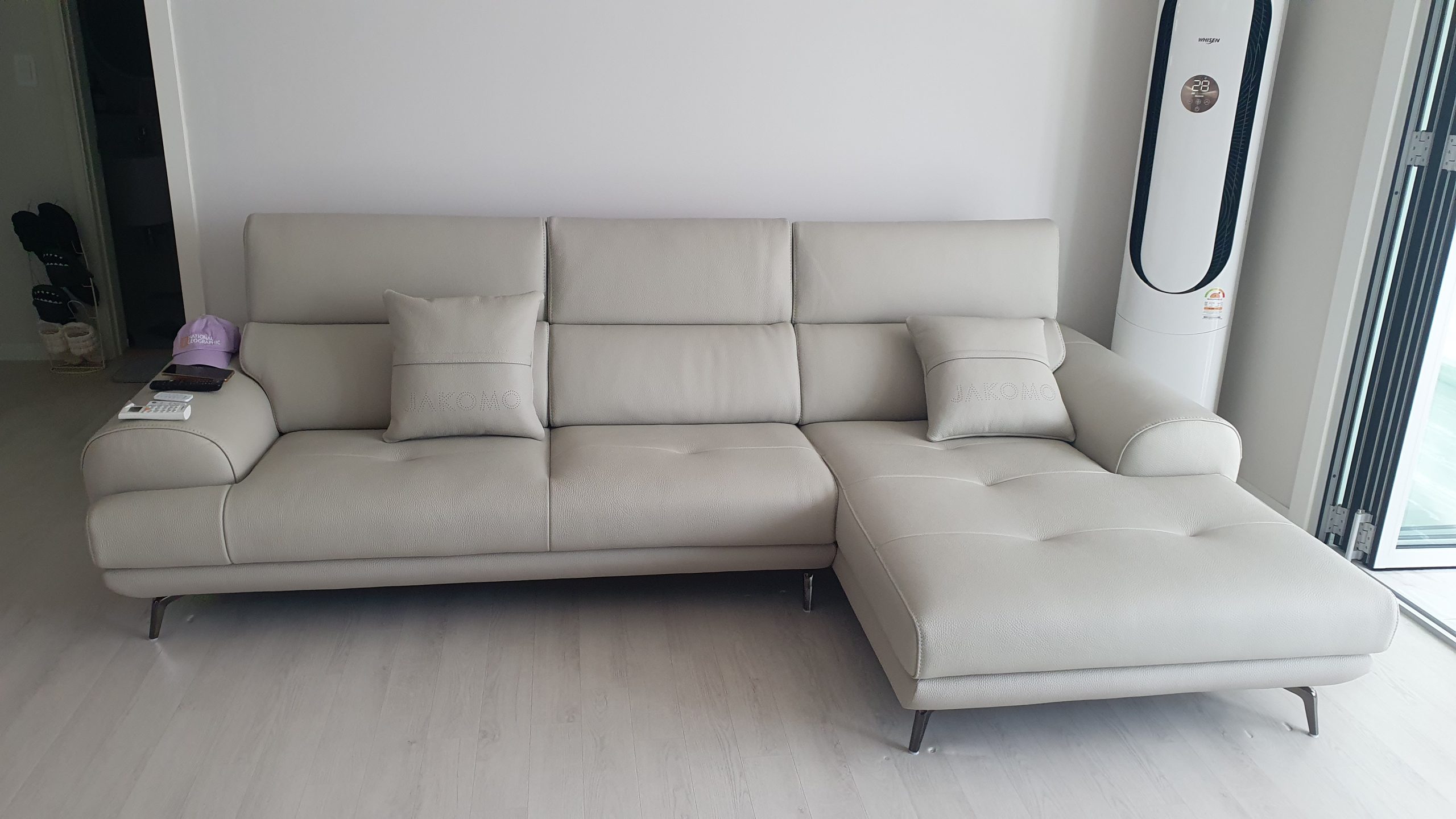 Sofa COZELIA - Sofa Góc Bọc Da Với Tựa Lưng Đa Năng Hiện Đại 