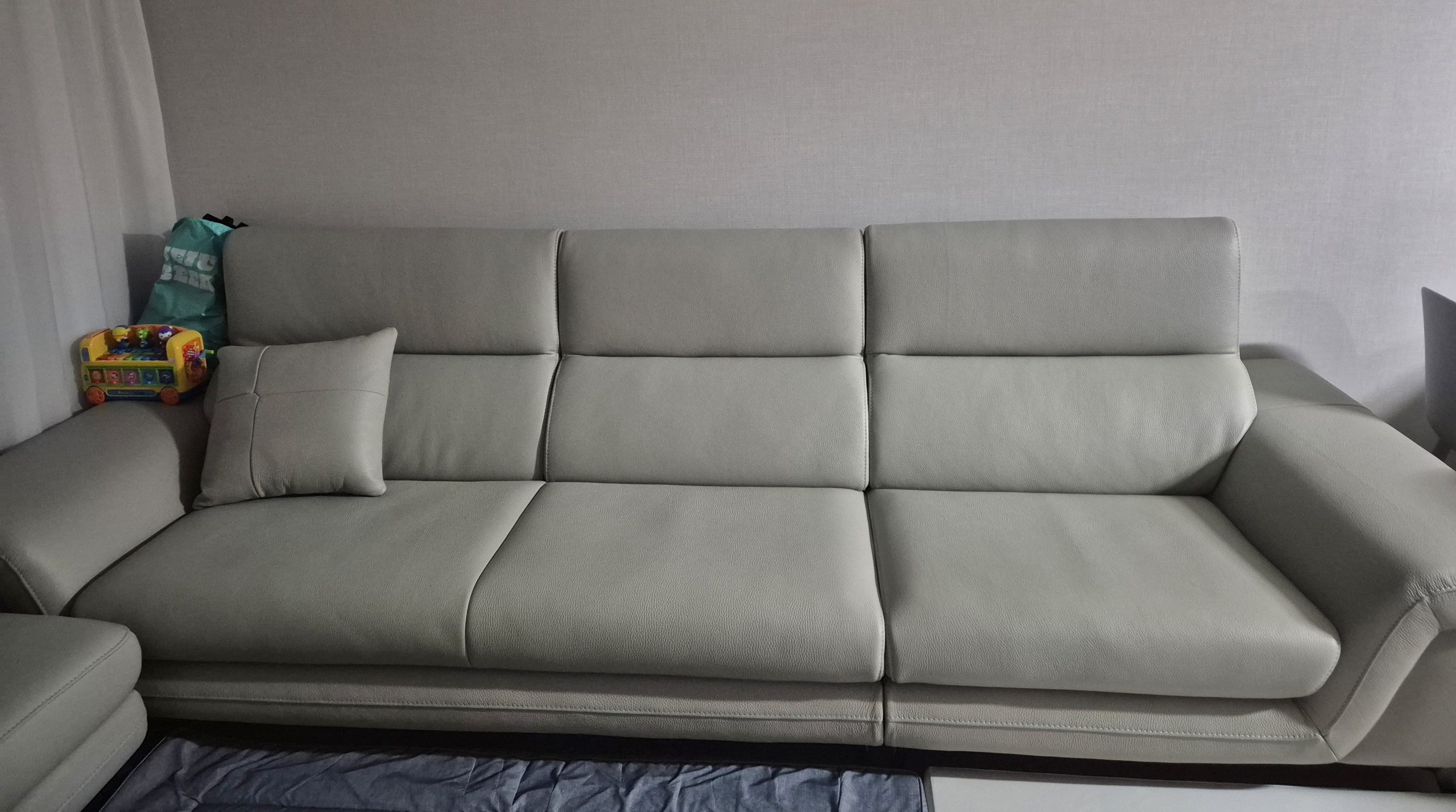 Sofa FLOWEN – Sofa Băng Hiện Đại 4 Chỗ Bọc Da Cao Cấp Êm Ái Thoải Mái