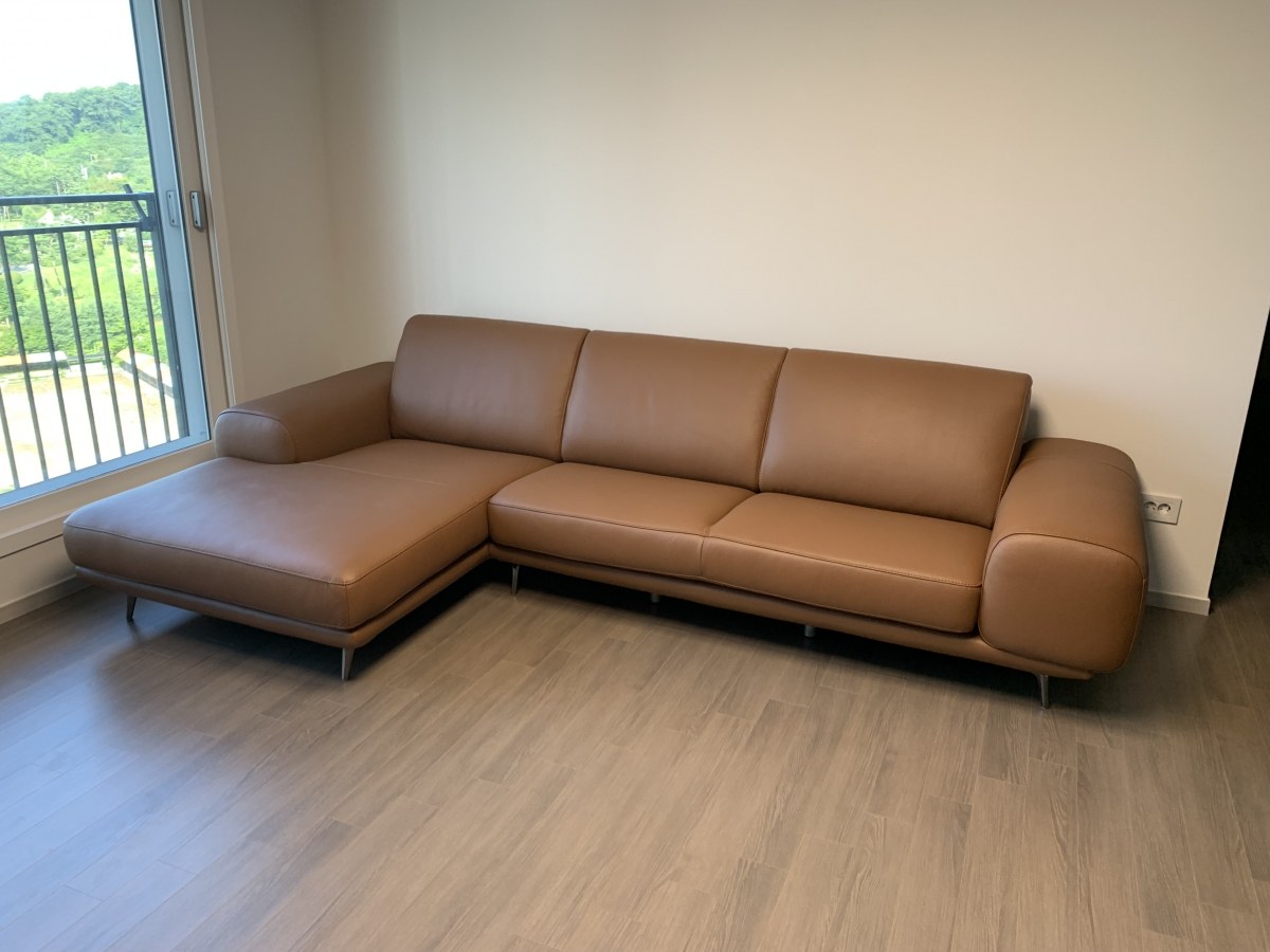 Sofa FINIAL - Sofa Bọc Da Lệch Góc Kiểu Dáng Bắc Âu Trang Nhã