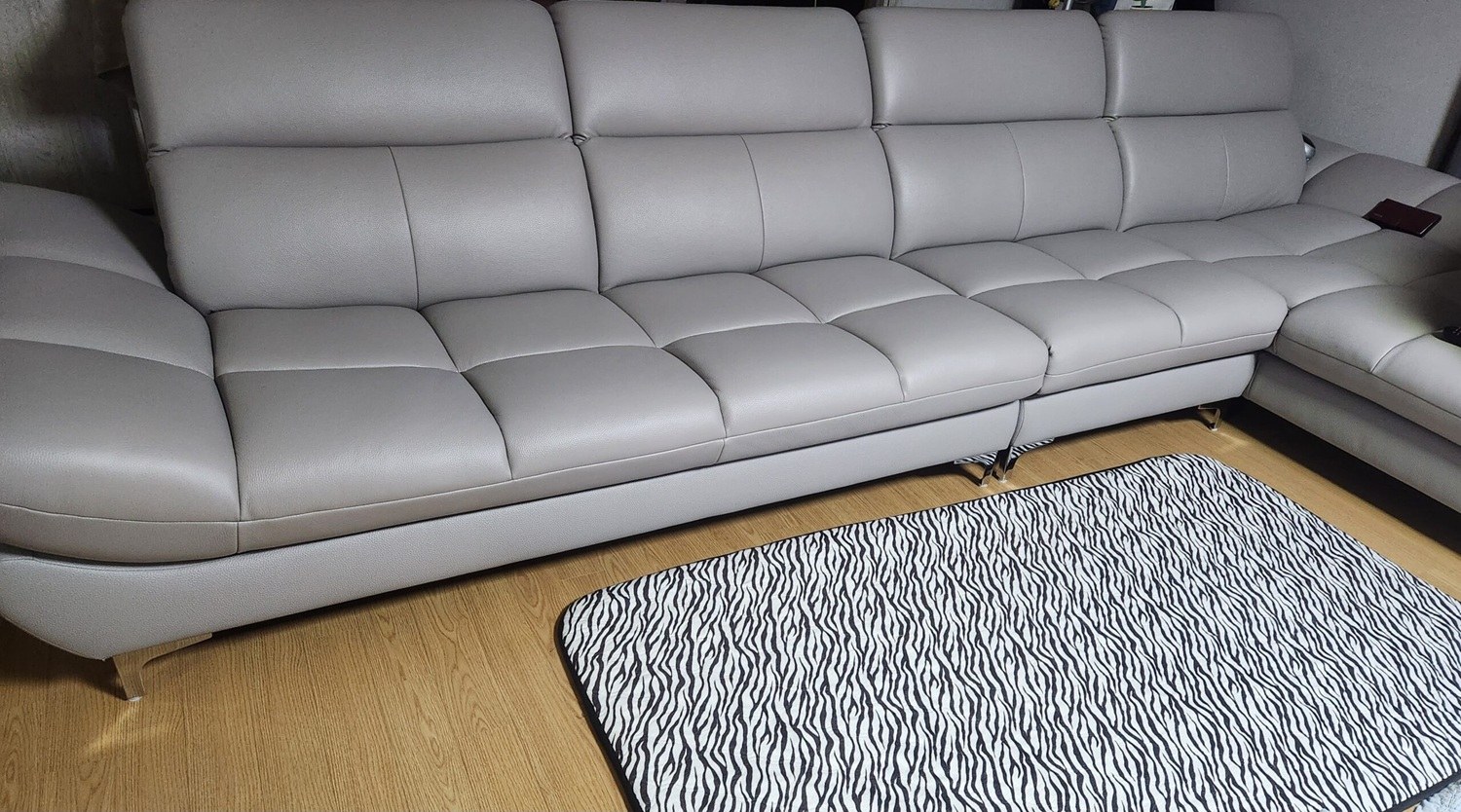 Sofa STADIA - Sofa Góc Bọc Da Thiết Kế Tựa Đầu Thông Minh